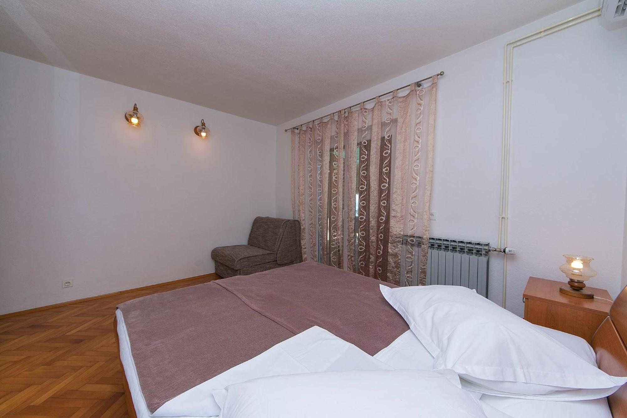 Apartments By The Sea Brela, Makarska - 20778 Phòng bức ảnh